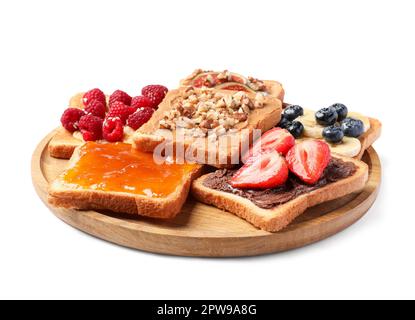 Teller mit verschiedenen süßen Toasts, isoliert auf weiß Stockfoto