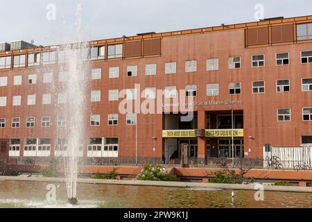 Mailand, Italien - april 28 2023 - Gebäude der Universität Bicocca Stockfoto