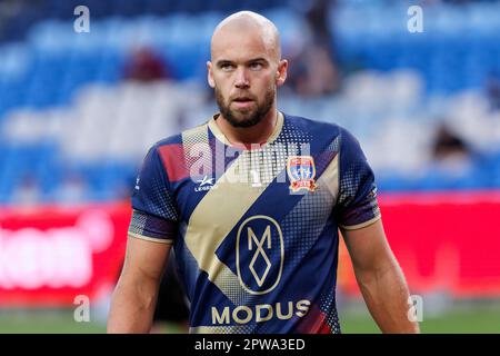 Sydney, Australien. 29. April 2023. Jack Duncan von Newcastle Jets erwärmt sich vor dem Spiel zwischen dem FC Sydney und den Jets im Allianz Stadium am 29. April 2023 in Sydney, Australien. Gutschrift: IOIO IMAGES/Alamy Live News Stockfoto