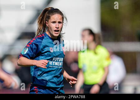 Amsterdam, Niederlande. 29. April 2023. AMSTERDAM, NIEDERLANDE - APRIL 29: Marisa Olislagers vom FC Twente schreit während des Azerion Eredivisie Women-Spiels zwischen Ajax und FC Twente im Sportpark De Toekomst am 29. April 2023 in Amsterdam, Niederlande (Foto: Patrick Goosen/Orange Pictures) Guthaben: Orange Pics BV/Alamy Live News Stockfoto