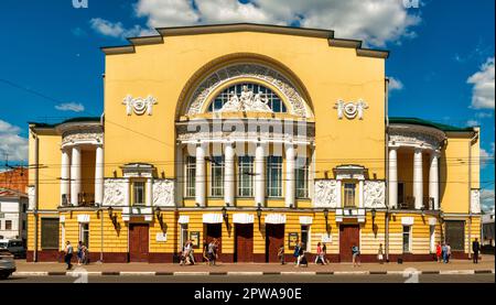 Das Gebäude des Drama-Theaters, benannt nach F. Volkov in der Stadt Jaroslavl Stockfoto