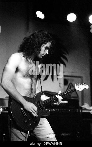 Mailand Italien 1993-03-13 : Dweezil Zappa der Z-Gruppe im Zimba Club Stockfoto