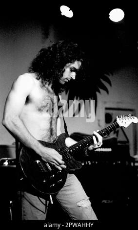 Mailand Italien 1993-03-13 : Dweezil Zappa der Z-Gruppe im Zimba Club Stockfoto