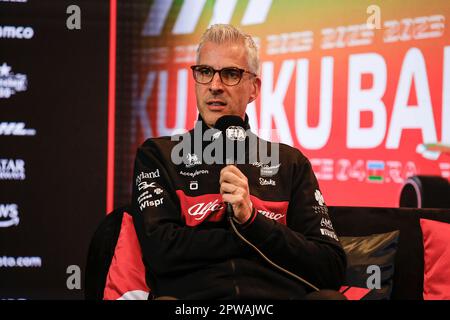 Baku, Aserbaidschan. 28. April 2023. Alessandro Alunni Bravi (ITA, Alfa Romeo F1 Teameinsatz), F1 Grand Prix von Aserbaidschan auf dem Baku City Circuit am 28. April 2023 in Baku, Aserbaidschan. (Foto von HIGH TWO) dpa/Alamy Live News Stockfoto