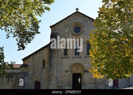 Die Zisterzienserabtei Sylvacane in La Roque d'Antheron ist eine der 3 Schwestern der Provence mit Senanque und Le Thoronet Stockfoto