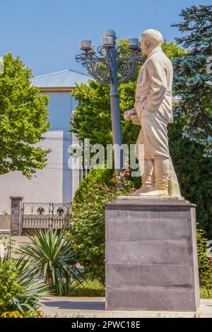 2019 07 20 Gori Georgia - Seitenansicht der Stalin-Statue in seinem Heimatmuseum in Gori Georgia - Selektive Fokussierung Stockfoto