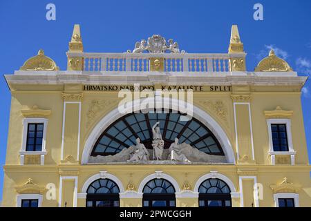 Trg Gaje Bulata, Nationaltheater, Split, Splitsko-Dalmatinska, Kroatien Stockfoto