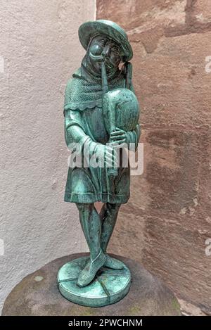 Kopie der Brunnenfigur des Dudelsackpfeifers, 16. Jahrhundert, Hof des Fembohauses, Nürnberg, Mittelfrankreich, Bayern, Deutschland Stockfoto