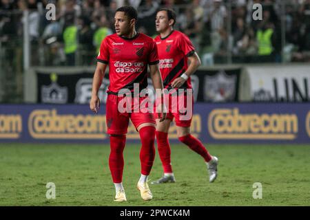 Belo Horizonte, Brasilien. 29. April 2023. MG - BELO HORIZONTE - 04/29/2023 - BRASILEIRO A 2023, ATLETICO-MG X ATHLETICO-PR - Vitor Roque Spieler von Athletico-PR während eines Spiels gegen Atletico-MG im Independencia Stadion für DIE BRASILIANISCHE A 2023 Meisterschaft. Foto: Fernando Moreno /AGIF/Sipa USA Guthaben: SIPA USA/Alamy Live News Stockfoto