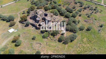 Nuraghe Arrubiù, das riesige rote neuragische Denkmal mit 5 Türmen in der Gemeinde Orroli im Zentrum von Sardinien Stockfoto