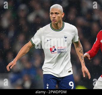 London, Großbritannien. 27. April 2023. 27. April 2023 - Tottenham Hotspur gegen Manchester United - Premier League - Tottenham Hotspur Stadium Tottenham's Richarlison während des Premier League-Spiels gegen Manchester United. Bildkredit: Mark Pain/Alamy Live News Stockfoto