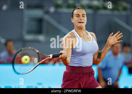 Aryna Zabalenka von Belarus im Kampf gegen Camila Osorio von Kolumbien während der Mutua Madrid Open 2023, Masters 1000 Tennis Turnier am 29. April 2023 in Caja Magica in Madrid, Spanien - Foto: Oscar J Barroso/DPPI/LiveMedia Stockfoto