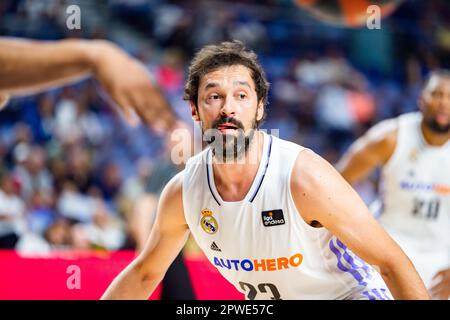 Madrid, Spanien. 30. April 2023. Sergio Llull (Real Madrid) während des Basketballspiels zwischen Real Madrid und Zaragoza Basket, gültig für den Spieltag 30 der spanischen Basketballliga ACB namens â&#x80;&#x9c;Liga Endesaâ&#x80;&#x9d; gespielt im Wizink Center in Madrid am Sonntag, den 30. April 2023 Kredit: Unabhängige Fotoagentur/Alamy Live News Stockfoto