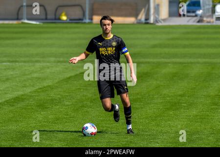 Swansea, Wales. 29. April 2023 Kai Payne of Wigan Athletic während des Spiels der Professional Development League zwischen Swansea City under 18 und Wigan Athletic under 18 an der Swansea City Academy in Swansea, Wales, Großbritannien, am 29. April 2023. Kredit: Duncan Thomas/Majestic Media/Alamy Live News. Stockfoto