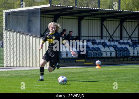 Swansea, Wales. 29. April 2023 Reece Greenhalgh von Wigan Athletic während des Spiels der Professional Development League zwischen Swansea City under 18 und Wigan Athletic under 18 an der Swansea City Academy in Swansea, Wales, Großbritannien, am 29. April 2023. Kredit: Duncan Thomas/Majestic Media/Alamy Live News. Stockfoto