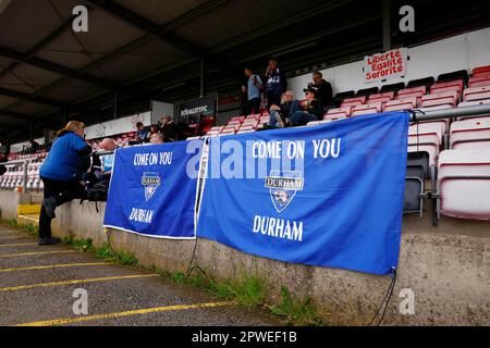 Lewes, Großbritannien. 30. April 2023. Lewes, England, April 30. 2023: Details der Durham-Flaggen vor dem FA Womens Championship Fußballspiel zwischen Lewes und Durham im Dripping Pan in Lewes, England. (James Whitehead/SPP) Kredit: SPP Sport Press Photo. Alamy Live News Stockfoto