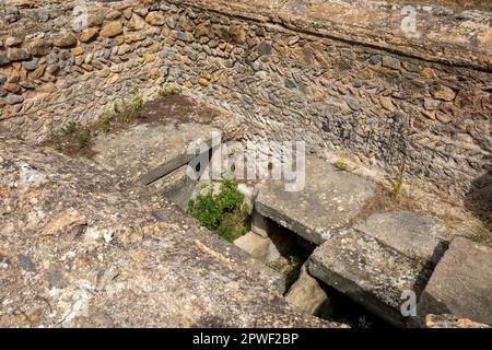 Blick auf die Krypta der archäologischen Ausgrabungsstätte des Martyriums von La Alberca, Murcia, aus dem 4. Jahrhundert v. Chr., frühchristlich Stockfoto