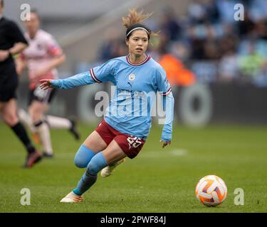 Das Academy Stadium, Manchester, Großbritannien. 30. April 2023. Damen Super League Football, Manchester City gegen Reading; Yui Hasegawa von Manchester City Credit: Action Plus Sports/Alamy Live News Stockfoto