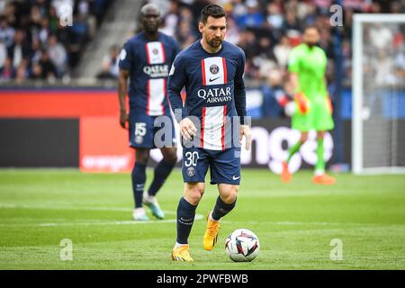 Paris, Frankreich. 30. April 2023. Lionel (Leo) MESSI von PSG während des Fußballspiels der französischen Meisterschaft Ligue 1 zwischen Paris Saint-Germain und FC Lorient am 30. April 2023 im Parc des Princes Stadion in Paris, Frankreich - Photo Matthieu Mirville/DPPI Credit: DPPI Media/Alamy Live News Stockfoto