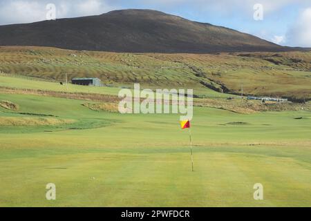 Isle of Harris, Großbritannien - 4 2021. Oktober: Schöner sonniger Tag auf dem Golfplatz Harris Golf Club in Scarista auf der Isle of Lewis und Harris Stockfoto