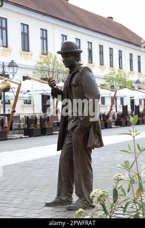 Die Vielzahl von Statuen aus Bronze, die in der Nähe des Zentrums der Festung zu finden sind. Diese Statuen zeigen einen anderen Status der Menschen aus der Vergangenheit Stockfoto