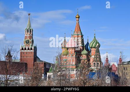 St. Basilius-Kathedrale. Kirche der Fürsprache der Heiligen Mutter Gottes auf dem Roten Platz in Moskau. Stockfoto