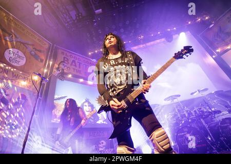 Oslo, Norwegen. 26., 2023. April. Die amerikanische Glam Metal Band W.A.S.P. führt ein Live-Konzert im Rockefeller in Oslo auf. Hier werden Sänger, Musiker und Songwriter Blackie Lawless live auf der Bühne gesehen. (Foto: Gonzales Photo - Terje Dokken). Stockfoto