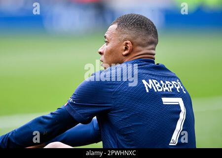 Paris, Frankreich. 30. April 2023. Kylian Mbappe beim Ligue 1 Uber-Spiel zwischen dem FC Lorient und Paris Saint Germain (PSG) am 30. April 2023 im Parc des Princes-Stadion in Paris, Frankreich. Kredit: Victor Joly/Alamy Live News Stockfoto