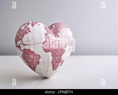 Halten Sie Ihr Herz kräftig: Feiern Sie den Weltherztag und fördern Sie die Herz-Kreislauf-Gesundheit Stockfoto