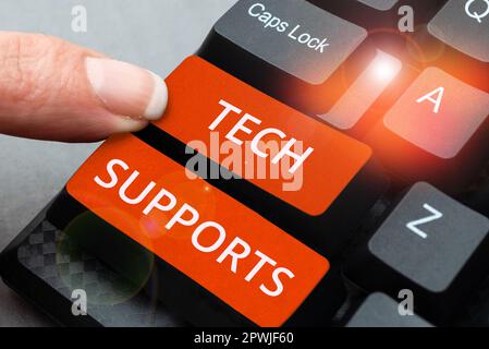 Schreiben mit Text Tech Supports, Business Showcase Help von Techniker Online oder Call Center Customer Service Stockfoto