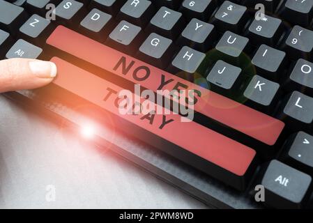 Textzeichen mit Nein Ja, konzeptionelles Foto zur Beantwortung der Frage mit diesen Wörtern, um Akzeptanz oder Ablehnung zu zeigen Stockfoto