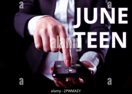 Handschrifttext Juni Teen, Geschäftsübersicht gesetzlicher Feiertag in den Vereinigten Staaten vom Ende der Sklaverei in den USA Stockfoto