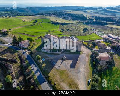 Das Kloster Santa Maria de Serrateix, eine ehemalige Benediktinerkloster in der Nähe von Viver und Serrateix, in der katalanischen Region Bergada. Catalonia Sp Stockfoto