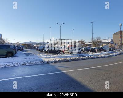 SETTIMO TORINESE, ITALIEN - CA. DEZEMBER 2022: Wintermarkt Stockfoto