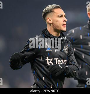 London, Großbritannien. 27. April 2023. 27. April 2023 - Tottenham Hotspur gegen Manchester United - Premier League - Tottenham Hotspur Stadium Manchester United's Antony während des Premier League-Spiels gegen Tottenham. Bildkredit: Mark Pain / Alamy Live News Stockfoto