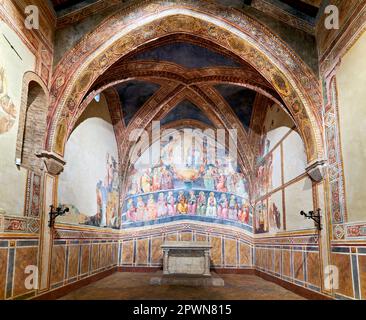 San Gimignano. Toskana. Italien. Fresken in der Kirche San Lorenzo in Ponte von Cenni di Francesco Ser Cenni Stockfoto