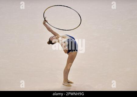 Turin, Italien, Italien. 30. April 2023. Italien, Turin 30/04/23 .Pala Gianni Asti aus Turin .Finale sechs der Nationalen Rhythmischen Turnmeisterschaft Serie A 2023.Tara Dragas.Udinese.Circle (Bild: © Tonello Abozzi/Pacific Press via ZUMA Press Wire) NUR REDAKTIONELLE VERWENDUNG! Nicht für den kommerziellen GEBRAUCH! Stockfoto