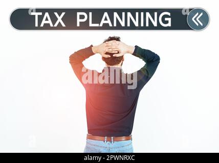 Schreiben mit Text Tax Planning, Conceptual Photo Analysis of Financial Situation or Plan from an tax perspective (Steuerplanung, konzeptionelle Fotoanalyse der finanziellen Situation oder des Plans aus steuerlicher Sicht) Stockfoto