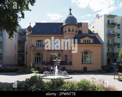 BRÜNN, TSCHECHISCHE REPUBLIK - CA. SEPTEMBER 2022: Villa Loew Bierhaus Stockfoto