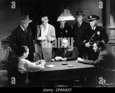 DON COSTELLO ROBERT, DER JUNGE NOEL MADISON und JOHN GALLAUDET in JOE SMITH, AMERICAN alias HIGHWAY TO FREEDOM 1942 Director RICHARD THORPE basierend auf der Geschichte des Cosmopolitan Magazine von Paul Gallico Drehbuch Allen Rivkin Musik Daniele Amfitheatrof Metro Goldwyn Mayer (MGM) Stockfoto