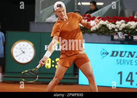 Holger Rune von Dänemark während der Mutua Madrid Open 2023, Masters 1000 Tennis Turnier am 30. April 2023 auf der Caja Magica in Madrid, Spanien - Foto: Laurent Lairys/DPPI/LiveMedia Stockfoto