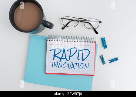Textunterschrift mit Rapid Innovation, Wort für die Eigenschaft einer Website, die Suchmaschinenalgorithmen verwendet Stockfoto