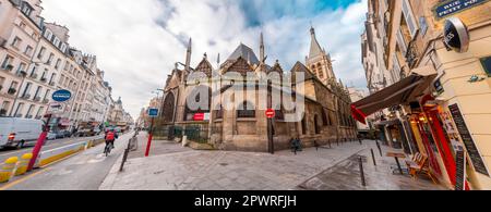 Paris, Frankreich - 20. JANUAR 2022: Die Kirche Saint-Severin ist eine römisch-katholische Kirche im 5. Arrondissement, oder Quartier Latin von Paris, in der Rue Sain Stockfoto