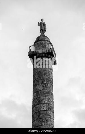 Der Place Vendome, früher bekannt als Place Louis-le-Grand, ist ein Platz im 1. Arrondissement von Paris, Frankreich, und der Ausgangspunkt der Rue d Stockfoto