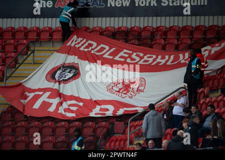 Rotherham, Großbritannien. 1. Mai 2023 Middlesbrough-Flagge vor dem Sky Bet Championship-Spiel zwischen Rotherham United und Middlesbrough im New York Stadium, Rotherham, am Montag, den 1. Mai 2023. (Foto: Trevor Wilkinson | MI News) Kredit: MI News & Sport /Alamy Live News Stockfoto