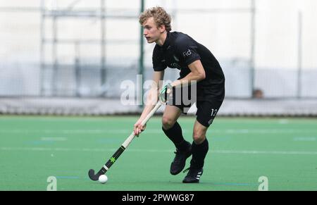 Brüssel, Belgien. 01. Mai 2023. Gaspard Xavier von Racing in Aktion während eines Hockeyspiels zwischen dem Royal Racing Club Bruxelles und dem Royal Leopold Club, Montag, den 01. Mai 2023 in Uccle/Ukkel, Brüssel, am 21. Tag der Saison der belgischen Men Hockey League 2022-2023. BELGA PHOTO VIRGINIE LEFOUR Kredit: Belga News Agency/Alamy Live News Stockfoto