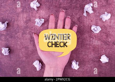 Hand schreiben Zeichen Winter Check, Internet-Konzept kälteste Saison Wartung Vorbereitung Snow Shovel Hiemal Stockfoto