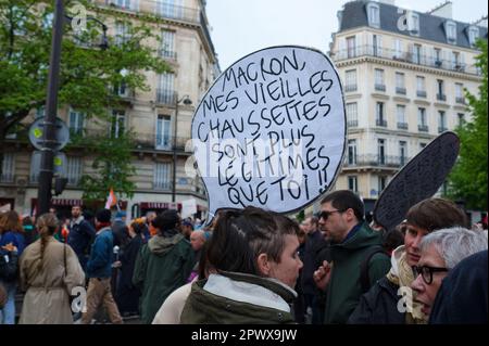 Les Francais en Colère dans les rues de Paris pour la fête du travail. 550000 Personen nicht défilé entre république et la Place de la Nation Stockfoto