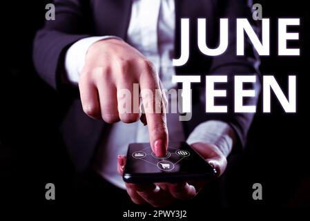 Handschrifttext Juni Teen, Geschäftsübersicht gesetzlicher Feiertag in den Vereinigten Staaten vom Ende der Sklaverei in den USA Stockfoto