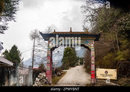 Lachung ist eine Stadt- und Bergstation im Nordosten von Sikkim, Indien. Es liegt im Nord-Sikkim-Viertel nahe der Grenze zu Tibet. Stockfoto